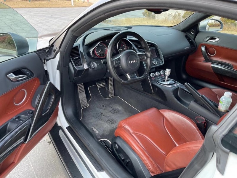 盐城12年奥迪R88