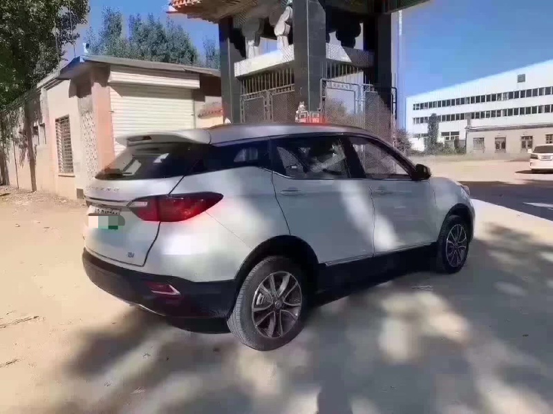 保定20年汉腾汽车X54