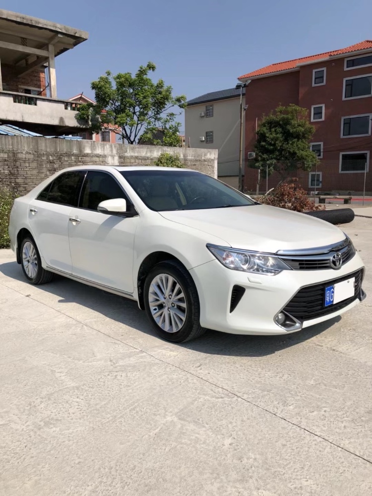 佛山15年丰田凯美瑞8