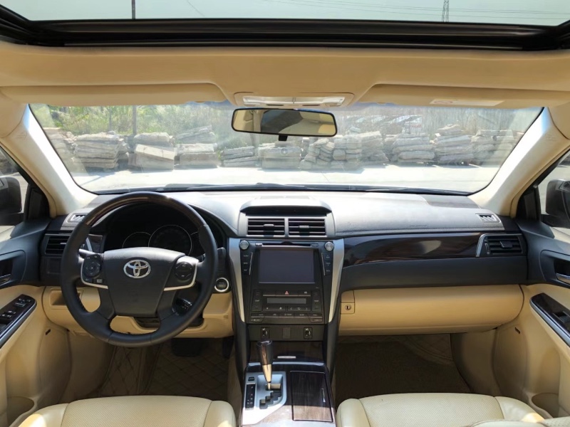 佛山15年丰田凯美瑞3