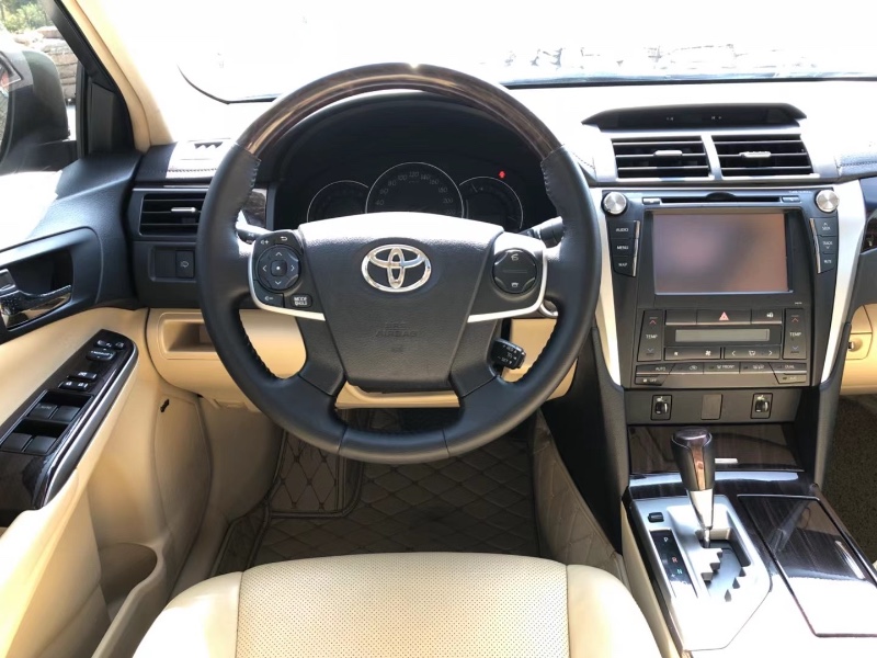 佛山15年丰田凯美瑞1