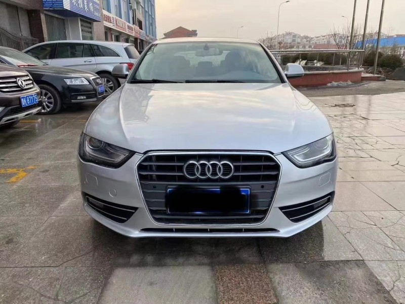 济宁14年奥迪A4L1