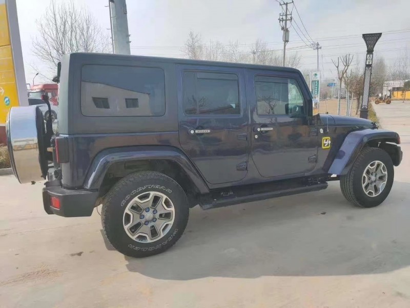 西安13年Jeep牧馬人8