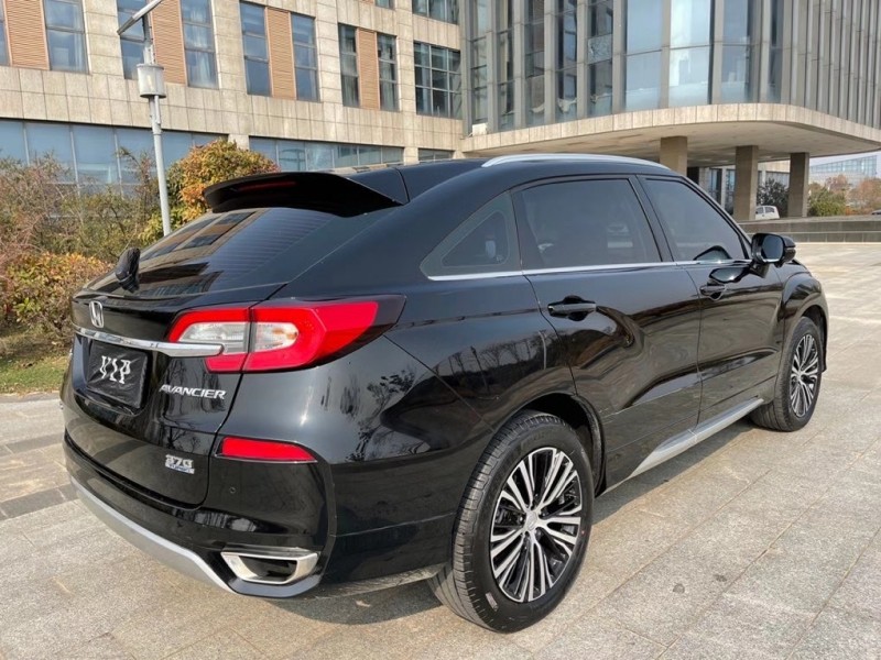 盐城19年本田冠道6