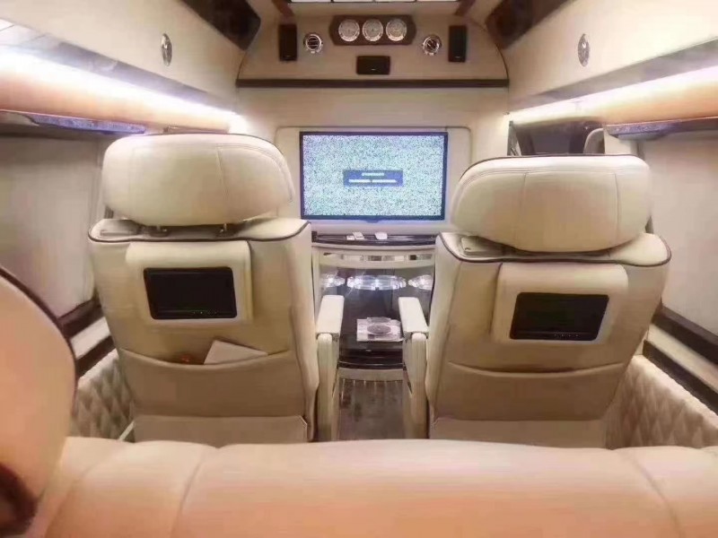 济宁14年福特E3507