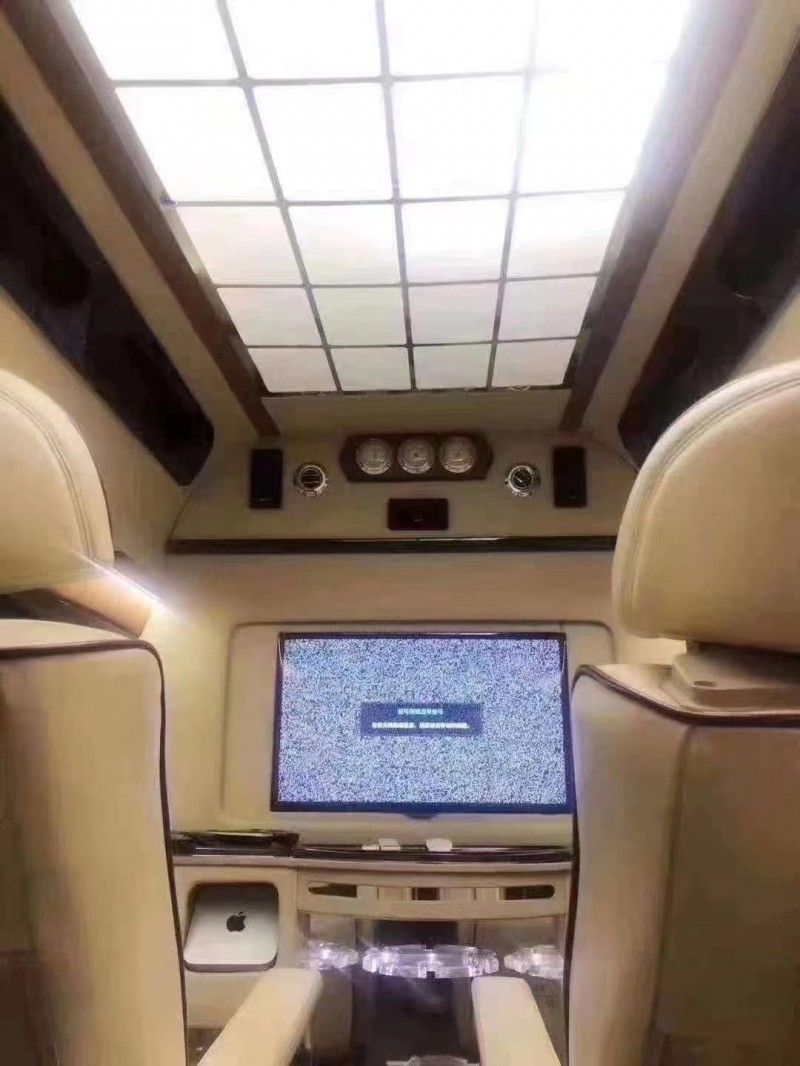 济宁14年福特E3509