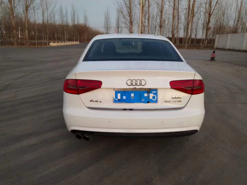 天津15年奧迪A4L8