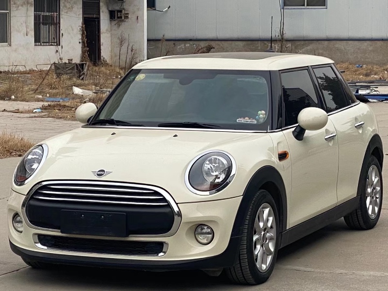 商丘19年寶馬MINI3