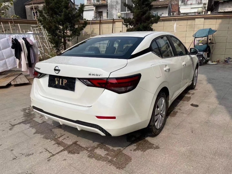 广州21年日产轩逸7