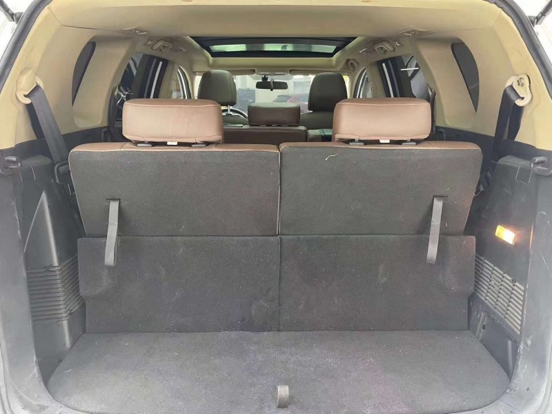 成都18年力帆汽车轩朗6