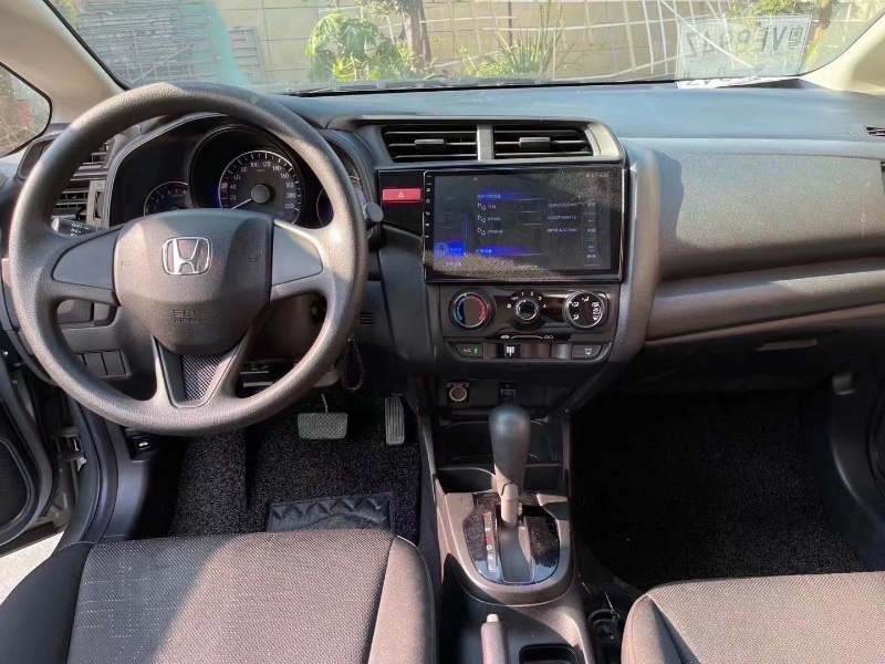 广州17年本田飞度5