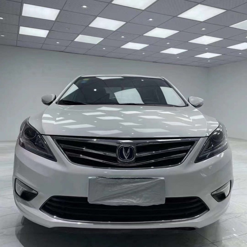 成都17年长安汽车逸动1