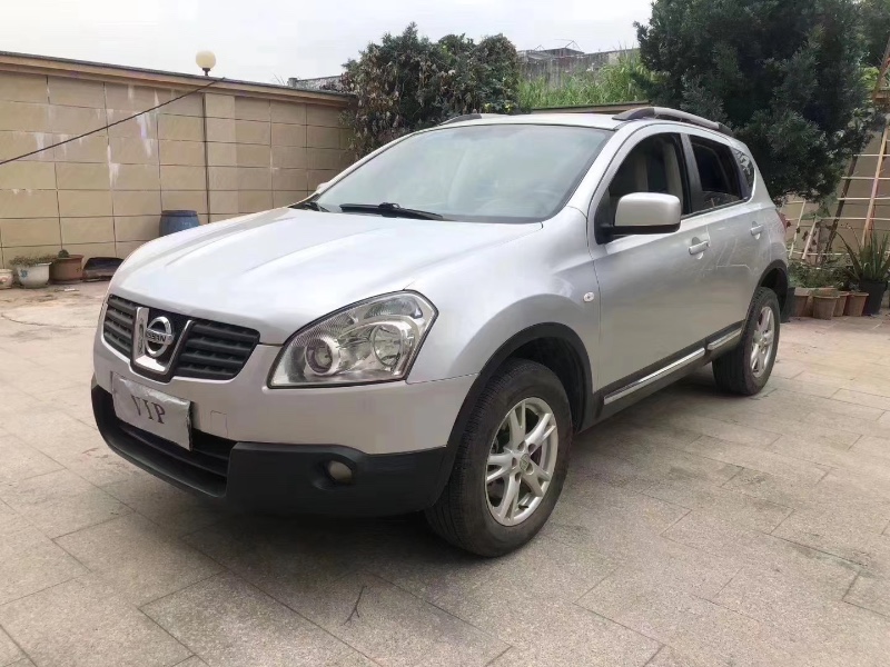 广州12年日产逍客2