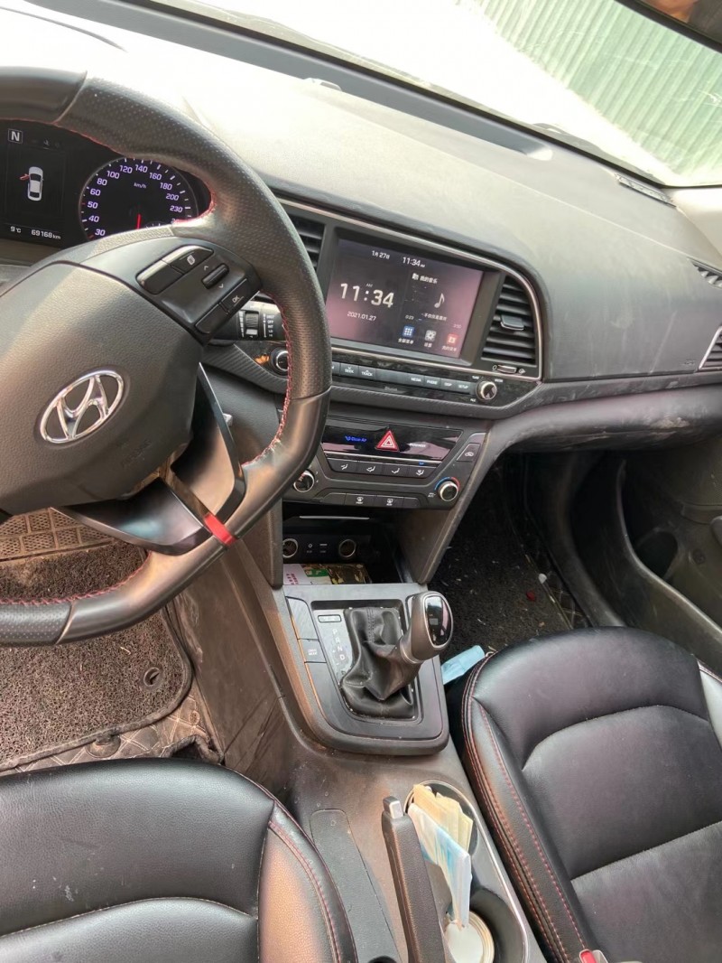 潍坊17年现代领动5