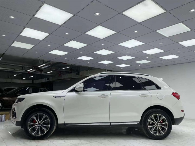 成都18年众泰T6003