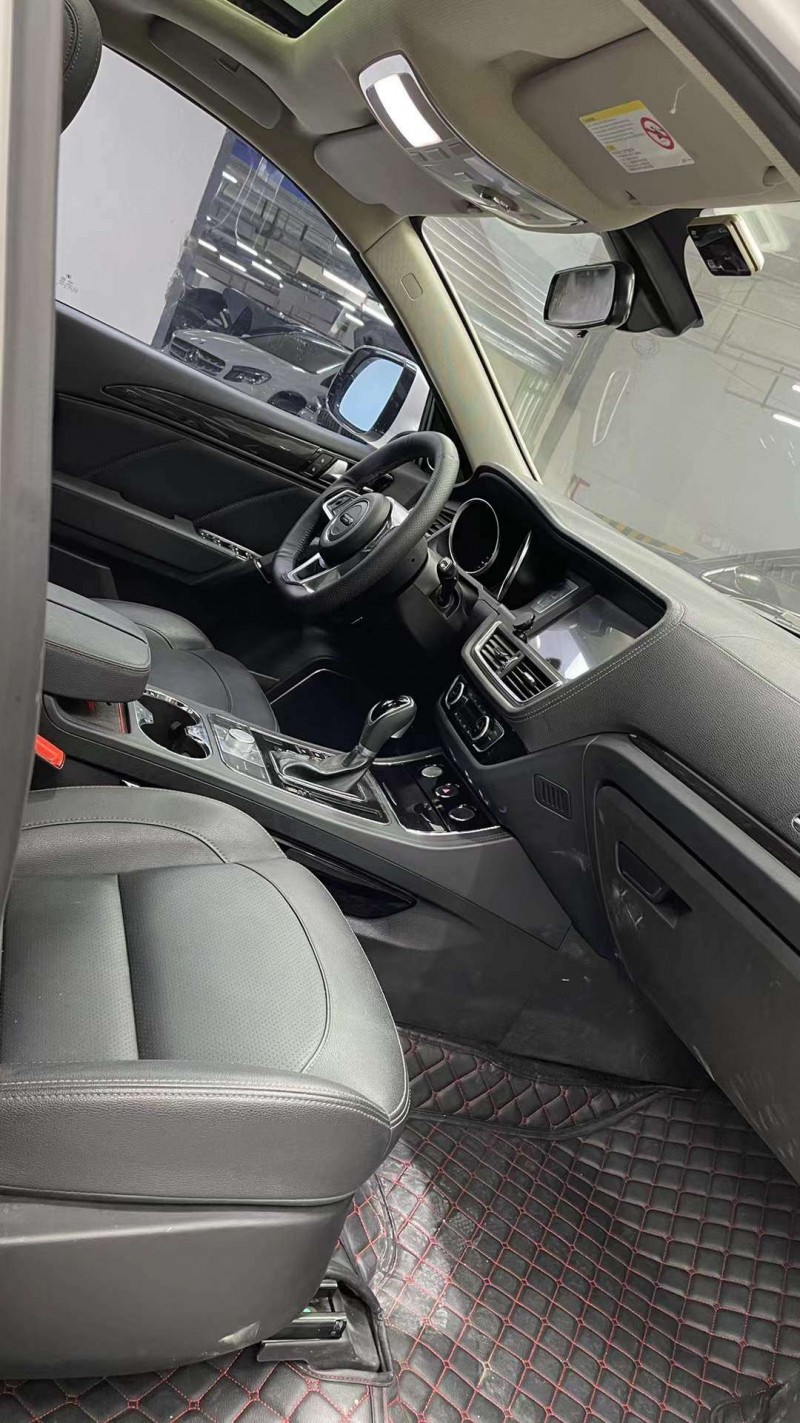 成都18年众泰T6007