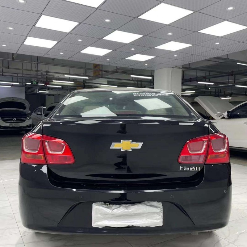 成都15年雪佛兰科鲁兹9