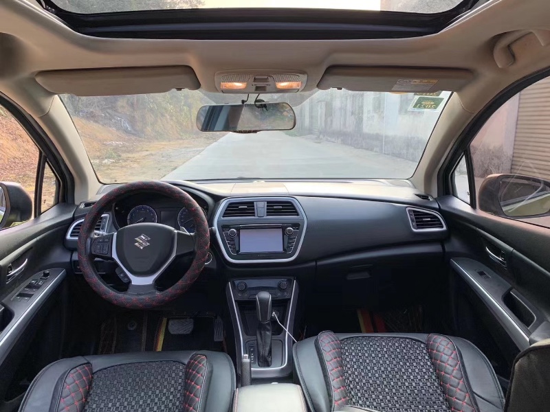 江门17年铃木锋驭5