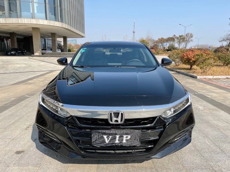 盐城19年本田雅阁1