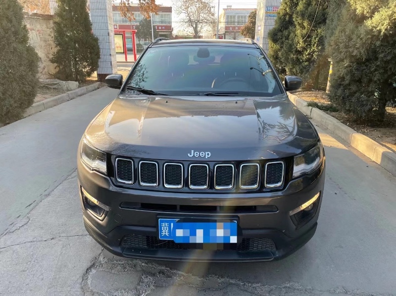 保定17年Jeep指南者1