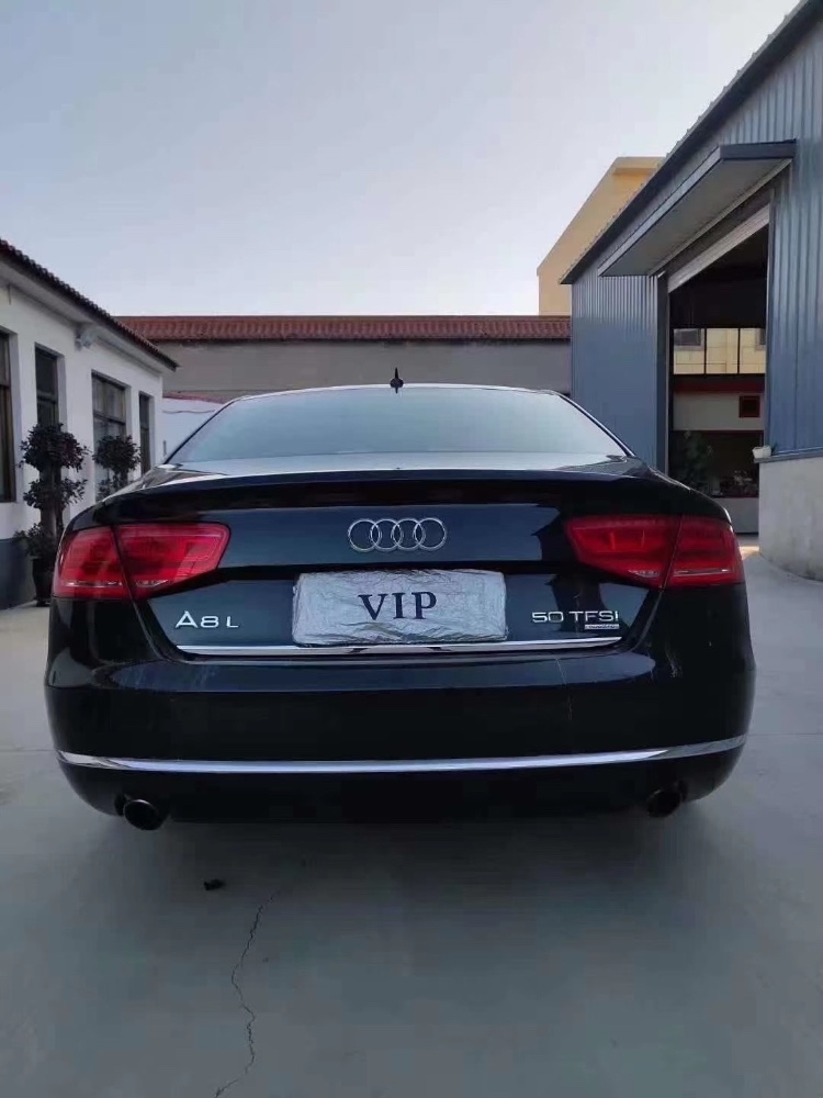 保定14年奥迪A8L1