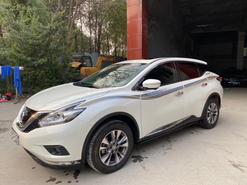 成都19年日产楼兰3