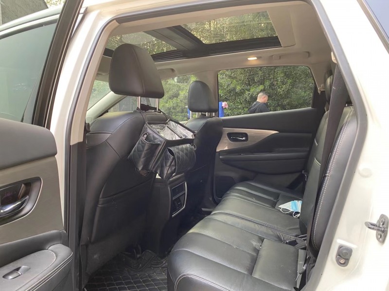 成都19年日产楼兰8