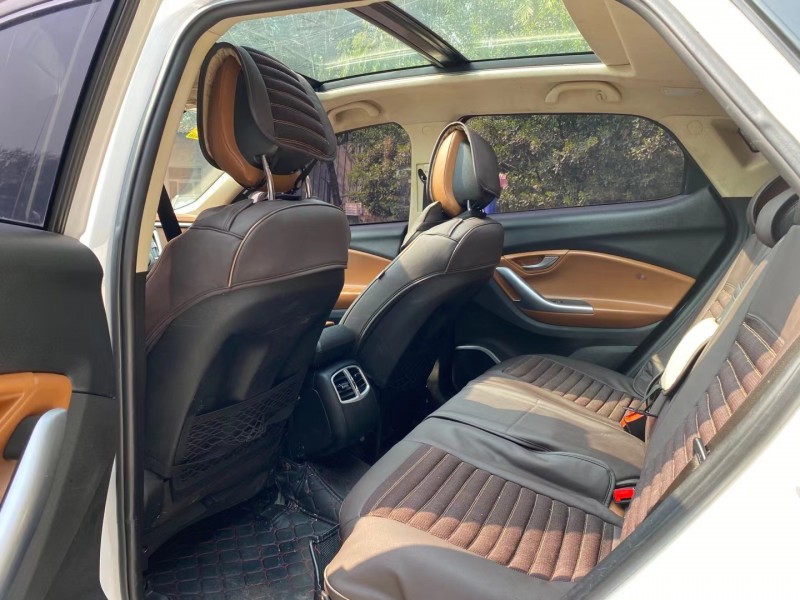 成都16年东南东南DX76