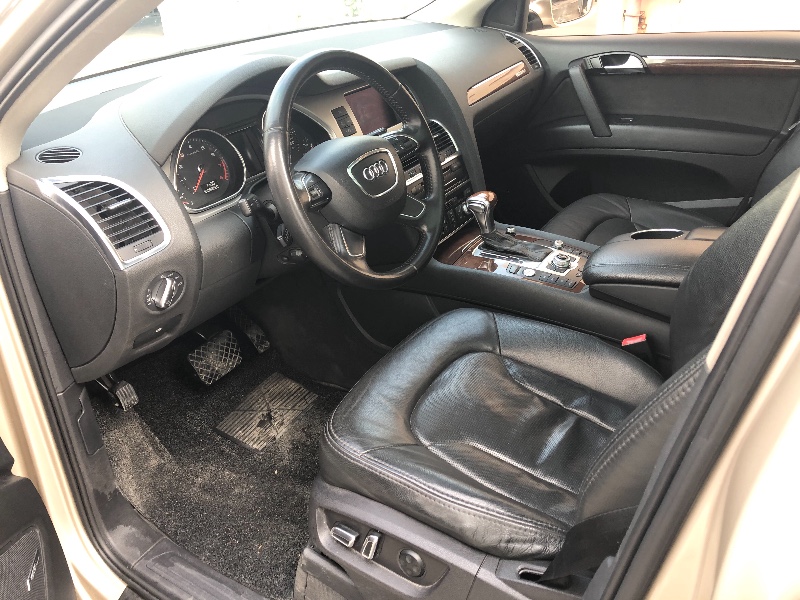 深圳12年奥迪Q75