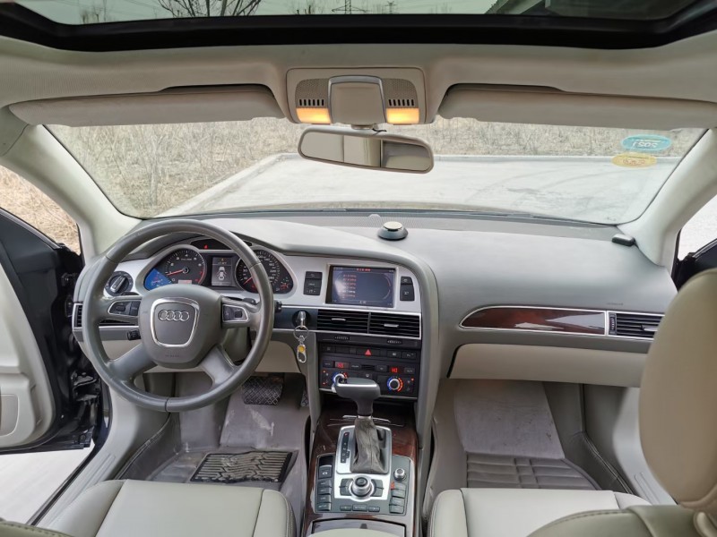 青岛12年奥迪A6L7