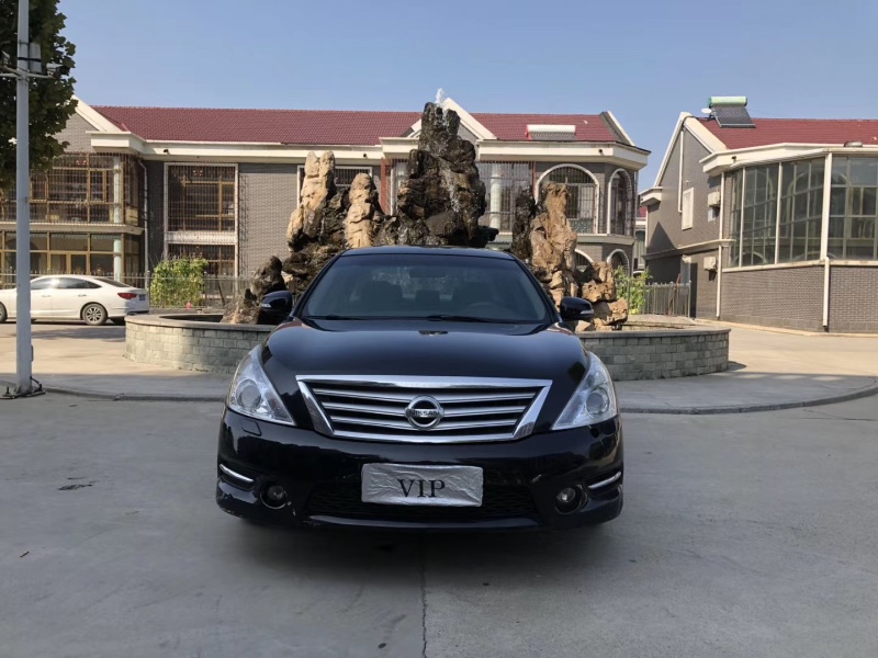 唐山12年日產天籟8