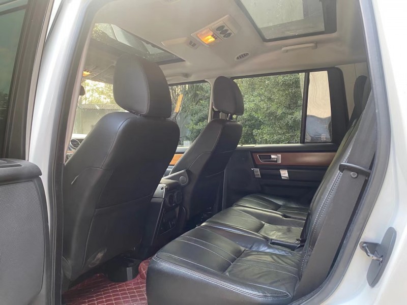 成都13年路虎发现44