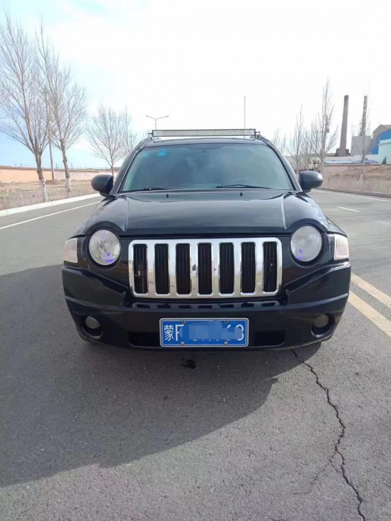 包頭08年Jeep指南者1