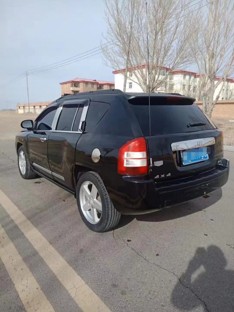 包頭08年Jeep指南者7