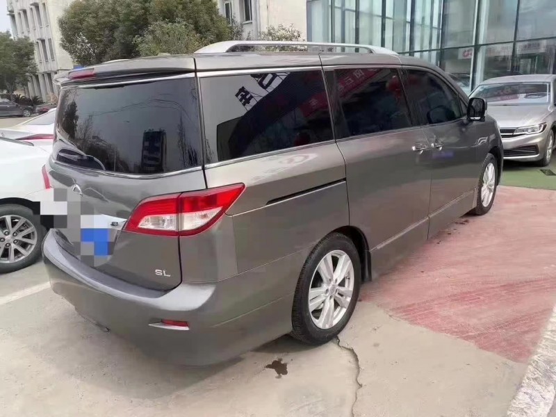 重慶15年日產貴士6