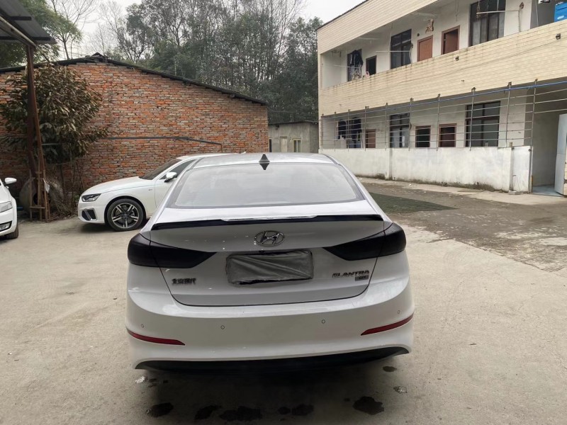 成都18年现代领动9