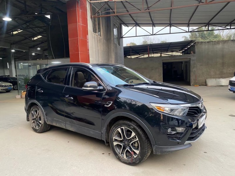 成都16年东南东南DX73