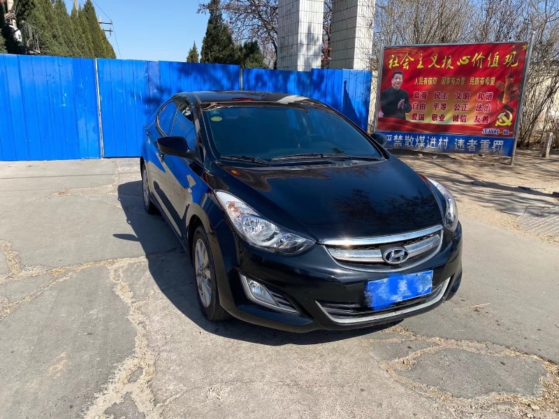 保定15年现代朗动2