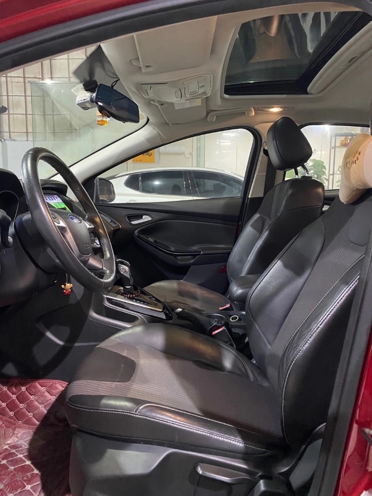 广州14年福特福克斯4