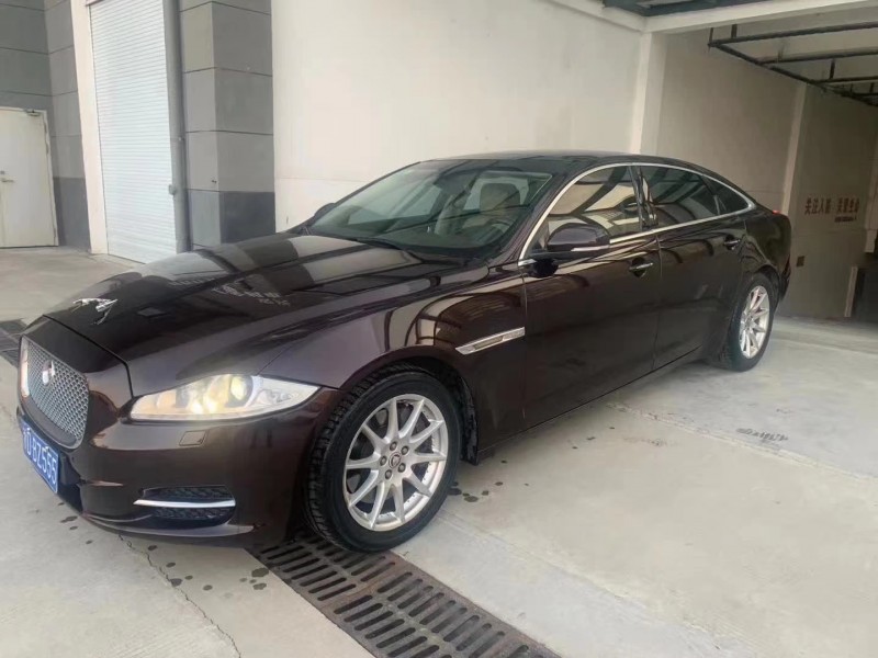鎮江11年捷豹XJ3