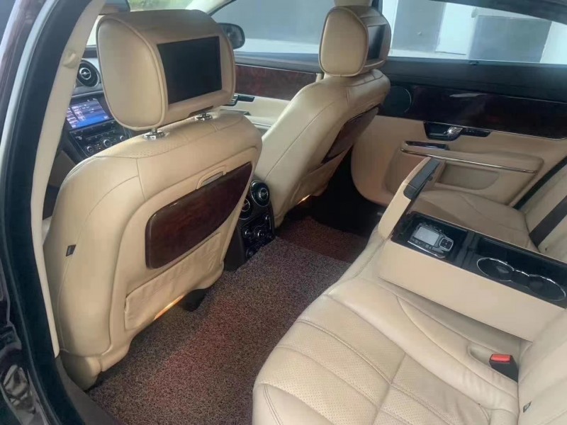 鎮江11年捷豹XJ4