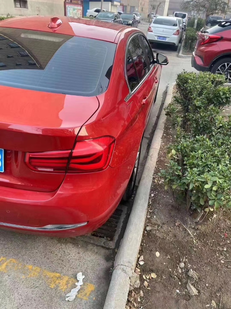 济南16年宝马3系6