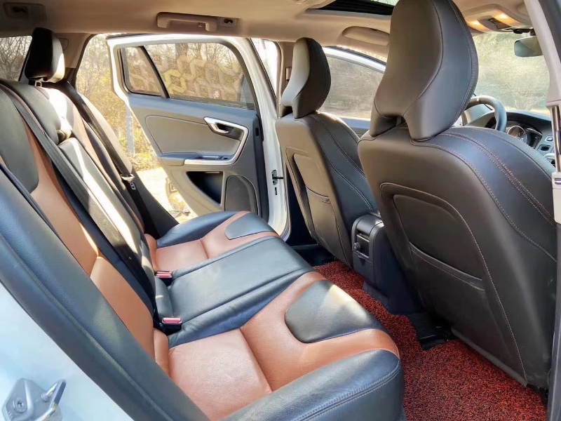 潍坊17年沃尔沃V609