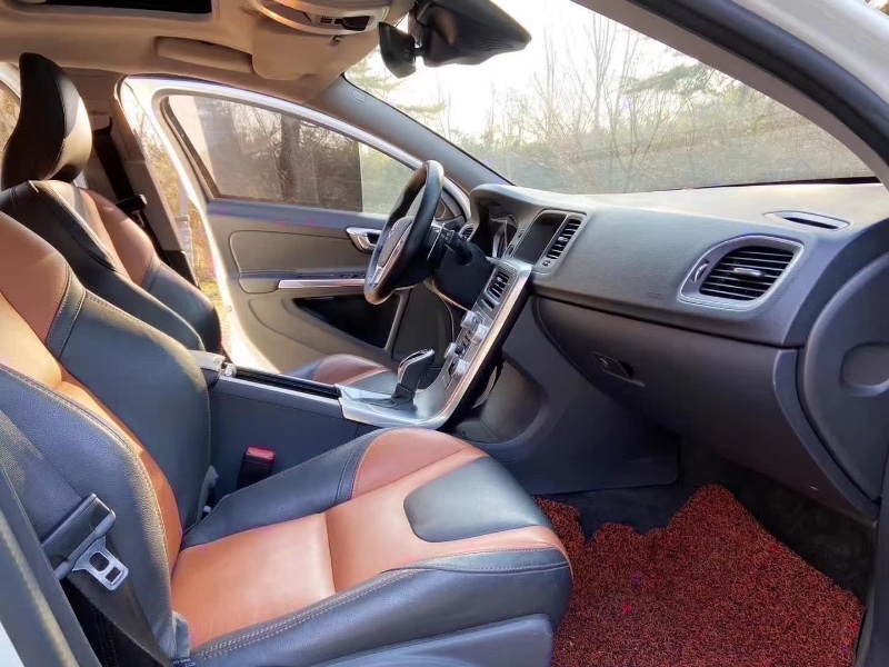 潍坊17年沃尔沃V607