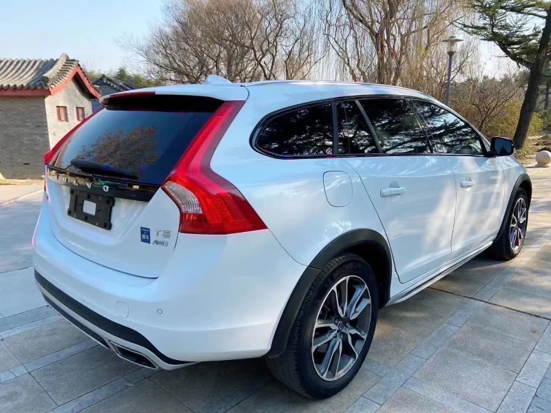 潍坊17年沃尔沃V605