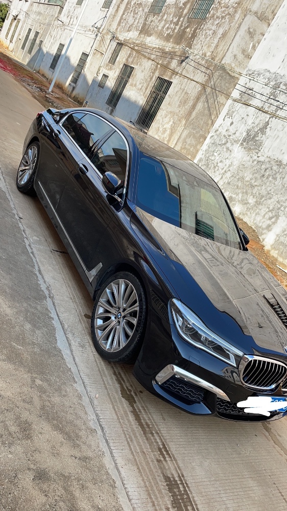 佛山16年宝马7系2