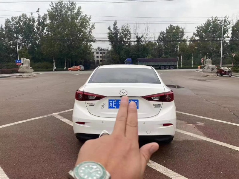 濟南19年馬自達昂克賽拉8