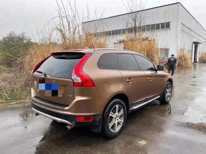 咸寧11年沃爾沃XC607
