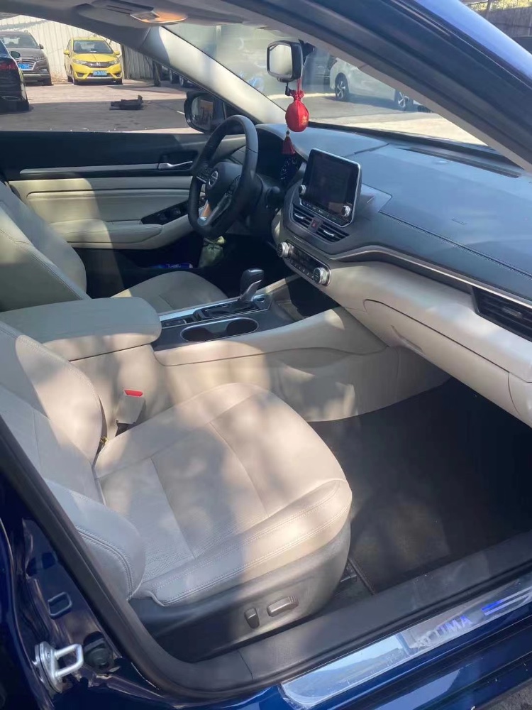 佛山20年日产天籁4