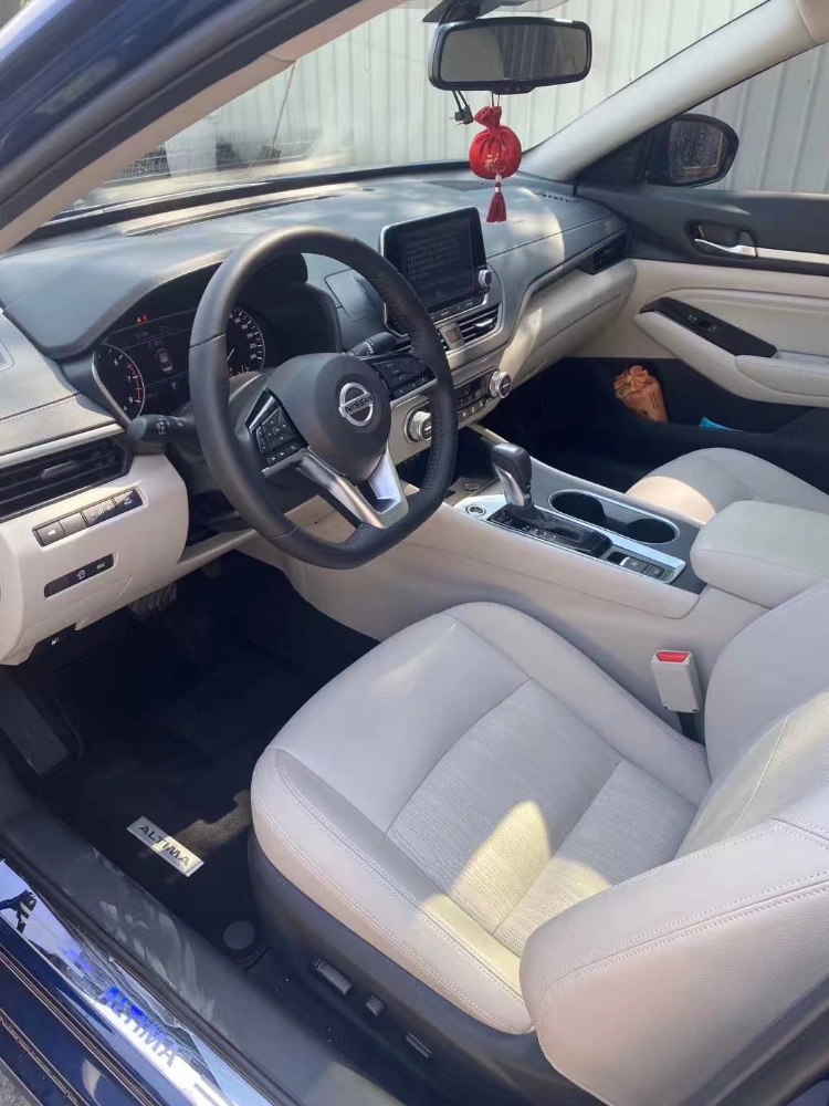 佛山20年日产天籁3